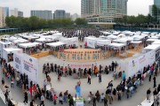 丰镇市举办招聘会促就业，现场火爆，求职者收获满满