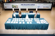 嘉黎县举办2025年招聘展销会：提供80个就业岗位，销售额突破65万元