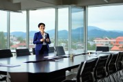 10月18日金秋长汀县招聘会举行，现场气氛热烈成果丰硕