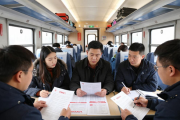 漳州人社局把招聘会搬上返乡动车，服务务工人员超300人次
