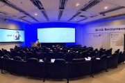 盛夏百企专场招聘会在昌平举办，多项AI服务助力求职